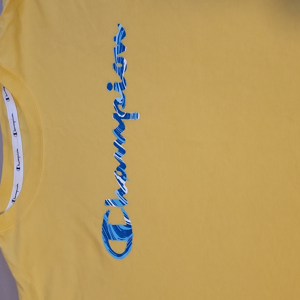 Women's XL Champion Shirt - Picture 2 of 4